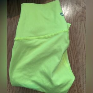 Lulu Lemon neon green/yellow 3/4 length bottoms